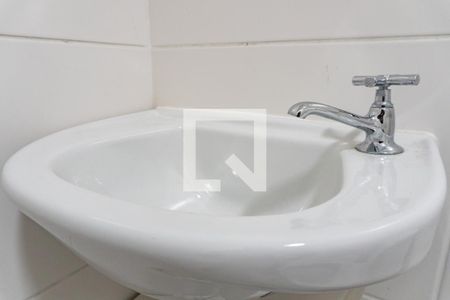 Apartamento para alugar com 103m², 3 quartos e 2 vagasBanheiro de serviço Detalhe