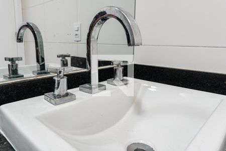 Apartamento para alugar com 103m², 3 quartos e 2 vagasBanheiro Social Detalhe