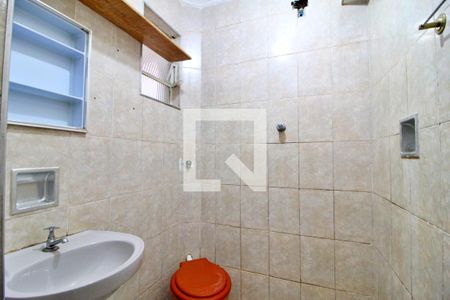 Banheiro de casa para alugar com 1 quarto, 40m² em Jardim Ana Maria, Santo André