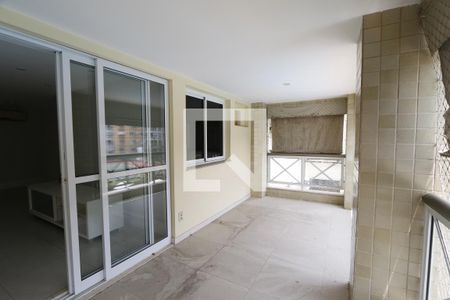 varanda de apartamento à venda com 2 quartos, 95m² em Barra da Tijuca, Rio de Janeiro