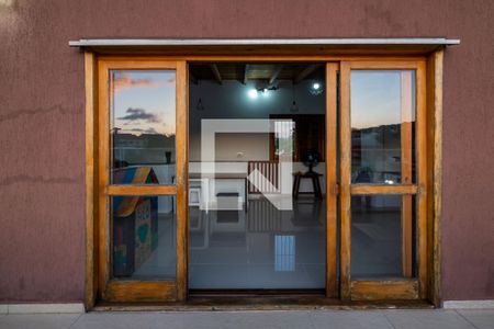 Casa de condomínio à venda com 119m², 3 quartos e 2 vagasCobertura