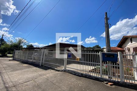 Casa à venda com 160m², 5 quartos e 2 vagasFachada