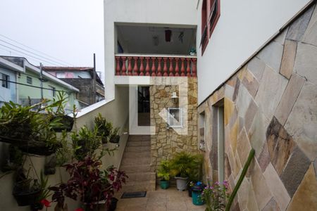 Casa à venda com 207m², 3 quartos e 2 vagas Casa à venda com 207m², 3 quartos e 2 vagasFrente da casa