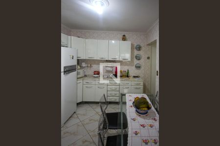 Casa à venda com 207m², 3 quartos e 2 vagas Casa à venda com 207m², 3 quartos e 2 vagasCozinha