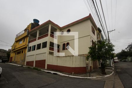 Casa à venda com 207m², 3 quartos e 2 vagas Casa à venda com 207m², 3 quartos e 2 vagasFachada