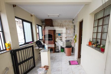 Casa à venda com 207m², 3 quartos e 2 vagas Casa à venda com 207m², 3 quartos e 2 vagasQuintal