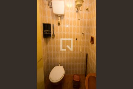 Casa à venda com 207m², 3 quartos e 2 vagas Casa à venda com 207m², 3 quartos e 2 vagasBanheiro da Garagem