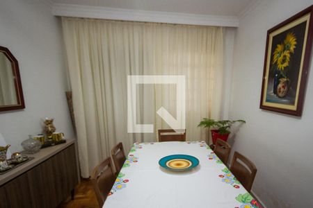 Casa à venda com 207m², 3 quartos e 2 vagas Casa à venda com 207m², 3 quartos e 2 vagasSala de Jantar