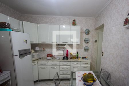 Casa à venda com 207m², 3 quartos e 2 vagas Casa à venda com 207m², 3 quartos e 2 vagasCozinha