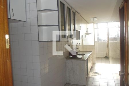 Apartamento à venda com 76m², 2 quartos e 1 vagaCozinha 