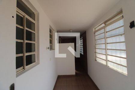 Casa à venda com 200m², 8 quartos e 1 vagaLavanderia