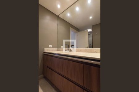 Apartamento para alugar com 300m², 3 quartos e 5 vagasBanheiro da Suíte