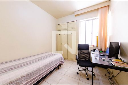 Apartamento à venda com 117m², 3 quartos e 1 vagaQuarto 2