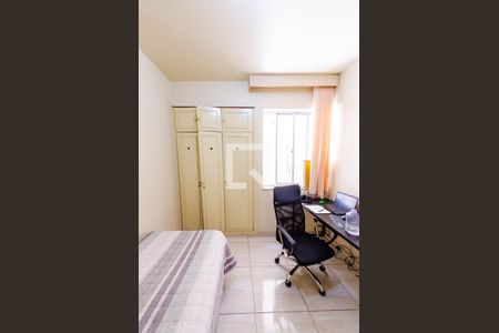 Apartamento à venda com 117m², 3 quartos e 1 vagaQuarto 2