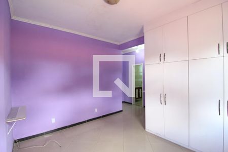 Casa à venda com 600m², 4 quartos e 5 vagasQuarto 4 - Suíte