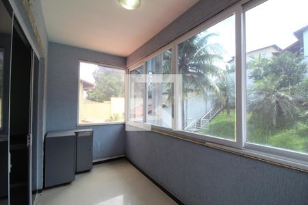 Casa à venda com 600m², 4 quartos e 5 vagasQuarto 2 - Suíte Varanda