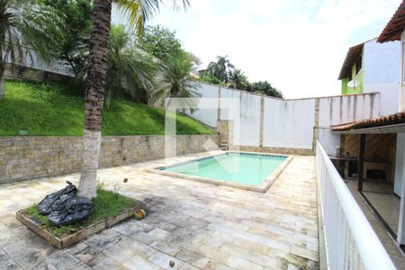 Casa à venda com 600m², 4 quartos e 5 vagasPiscina