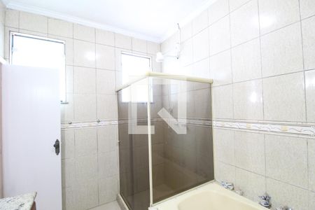 Casa à venda com 600m², 4 quartos e 5 vagasQuarto 2 - Suíte Banheiro