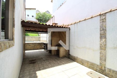 Casa à venda com 600m², 4 quartos e 5 vagasChurrasqueira