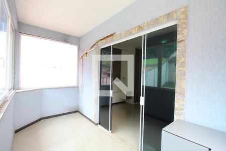 Casa à venda com 600m², 4 quartos e 5 vagasQuarto 2 - Suíte Varanda