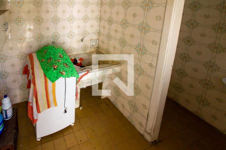 Casa à venda com 300m², 3 quartos e 3 vagas Casa à venda com 300m², 3 quartos e 3 vagasÁrea de Serviço