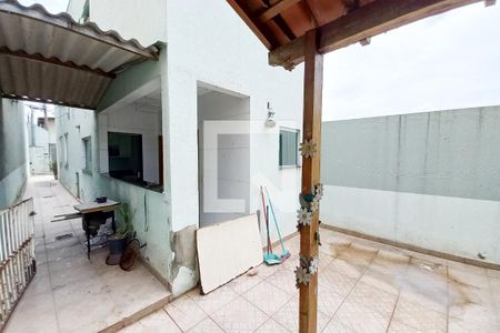Casa à venda com 180m², 3 quartos e 2 vagasQuintal