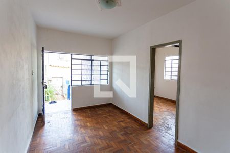 Sala de casa à venda com 3 quartos, 102m² em Nova Floresta, Belo Horizonte