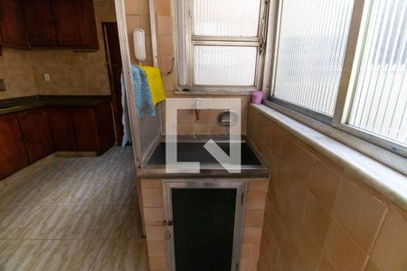Apartamento à venda com 80m², 3 quartos e 1 vaga Apartamento à venda com 80m², 3 quartos e 1 vagaCozinha e Área de Serviço