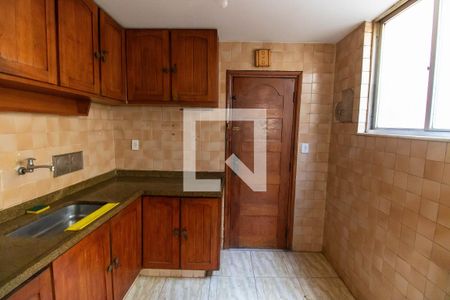 Apartamento à venda com 80m², 3 quartos e 1 vaga Apartamento à venda com 80m², 3 quartos e 1 vagaCozinha e Área de Serviço