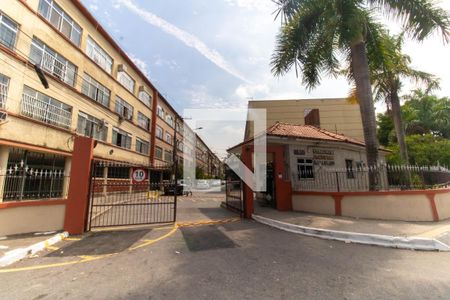 Apartamento à venda com 80m², 3 quartos e 1 vaga Apartamento à venda com 80m², 3 quartos e 1 vagaFachada