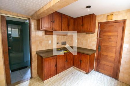 Apartamento à venda com 80m², 3 quartos e 1 vaga Apartamento à venda com 80m², 3 quartos e 1 vagaCozinha e Área de Serviço