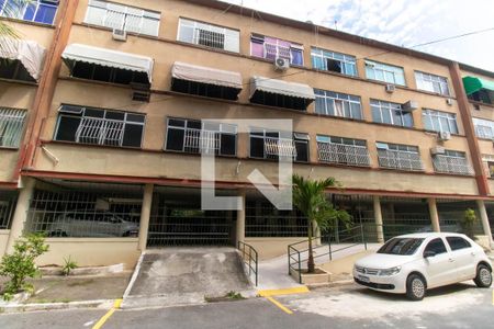 Apartamento à venda com 80m², 3 quartos e 1 vaga Apartamento à venda com 80m², 3 quartos e 1 vagaFachada