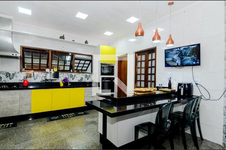 Casa à venda com 517m², 5 quartos e 4 vagasCozinha