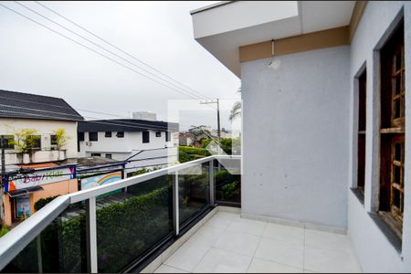 Casa à venda com 517m², 5 quartos e 4 vagasVaranda 2