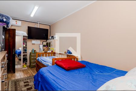 Casa à venda com 517m², 5 quartos e 4 vagasQuarto 2 - Suíte