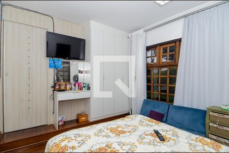 Casa à venda com 517m², 5 quartos e 4 vagasQuarto 1