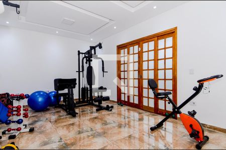 Casa à venda com 517m², 5 quartos e 4 vagasAcademia