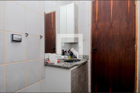 Casa à venda com 517m², 5 quartos e 4 vagasBanheiro do Quarto 3