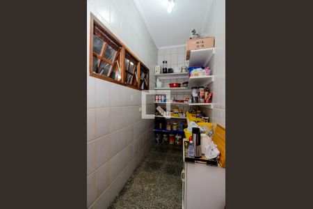 Casa à venda com 517m², 5 quartos e 4 vagasDespensa 