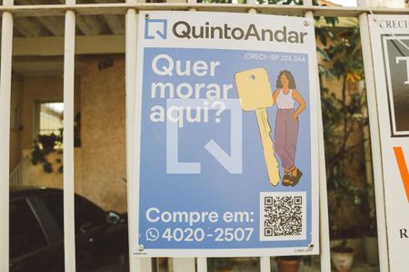 Casa à venda com 140m², 4 quartos e 2 vagas Casa à venda com 140m², 4 quartos e 2 vagasplaca