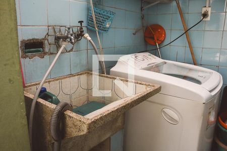 Casa à venda com 140m², 4 quartos e 2 vagas Casa à venda com 140m², 4 quartos e 2 vagasÁrea de Serviço