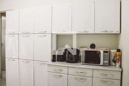 Casa à venda com 140m², 4 quartos e 2 vagas Casa à venda com 140m², 4 quartos e 2 vagasCozinha