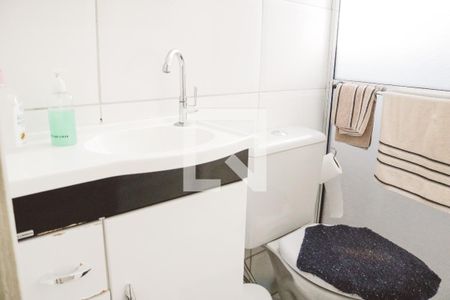 Casa à venda com 140m², 4 quartos e 2 vagas Casa à venda com 140m², 4 quartos e 2 vagasBanheiro