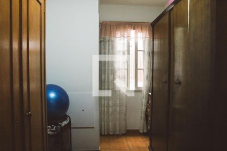 Casa à venda com 140m², 4 quartos e 2 vagas Casa à venda com 140m², 4 quartos e 2 vagasedicula