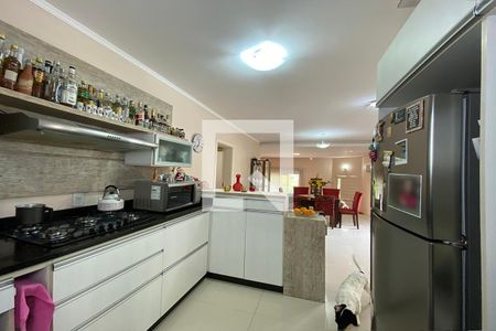 Casa à venda com 264m², 3 quartos e 3 vagasCozinha