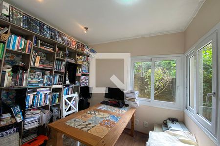 Casa à venda com 264m², 3 quartos e 3 vagasEscritorio 