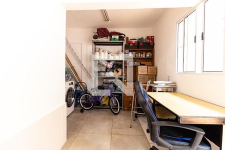 Casa à venda com 100m², 3 quartos e 2 vagasLavanderia