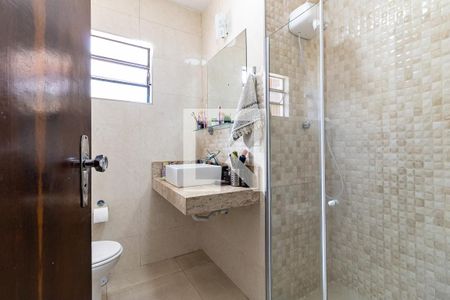 Casa à venda com 100m², 3 quartos e 2 vagasBanheiro da Suíte