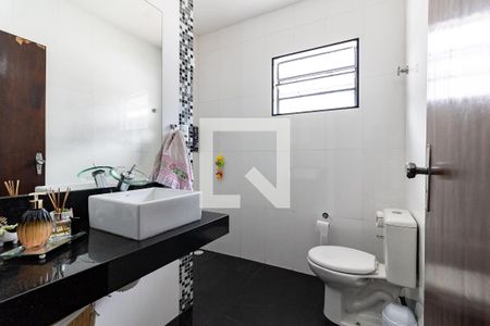 Casa à venda com 100m², 3 quartos e 2 vagasBanheiro Social
