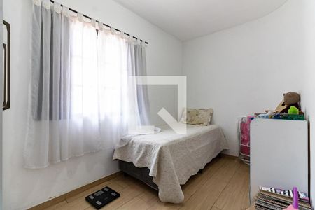 Casa à venda com 100m², 3 quartos e 2 vagasQuarto 2